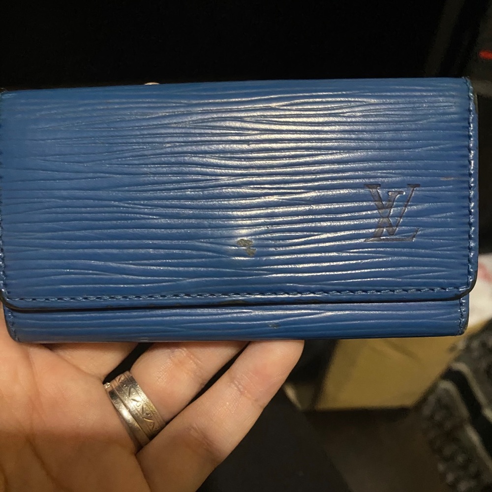 Blue epi leather 4 rings key cles